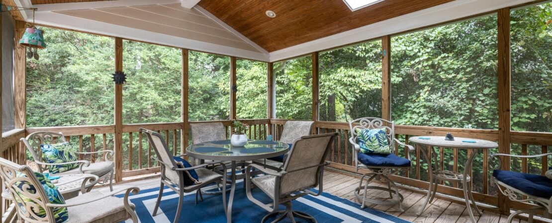 Exploring the Best Restaurants Listed on STUFF-IT BURGERS